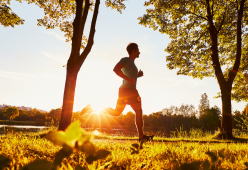 Correre più velocemente? Il trucco svelato dalla scienza