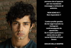 Massimiliano Caiazzo: “C’è qualcuno che si spaccia per me”