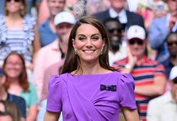 Il pubblico di Wimbledon accoglie Kate Middleton con una standing ovation