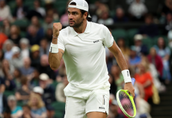 Matteo Berrettini trionfa a Gstaad: un altro orgoglio italiano