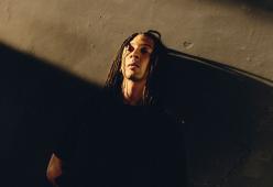 Ghali, il nuovo singolo si chiama "Niente Panico" 