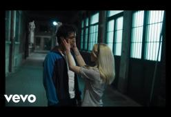 Tananai, il video di "Ragni"