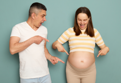 Fa la vasectomia, ma la moglie resta incinta: denuncia la clinica