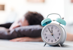 Qual è il tempo massimo che una persona può stare senza dormire?