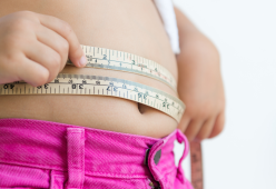 Nuova pillola anti-obesità come Ozempic: rischi-benefici a confronto