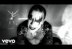 Robbie Williams - Let Me Entertain You