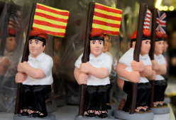 Il pastorello che fa la cacca: tutti pazzi per il “Caganer”