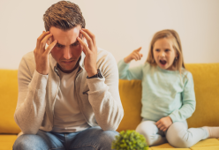 “Mi avete mentito per 8 anni”: bimba scopre la verità su Babbo Natale