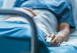 “Lavoro in terapia intensiva: i rimpianti più comuni dei pazienti”