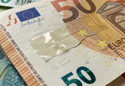 Banconote strappate? Ecco come recuperarle senza rischi