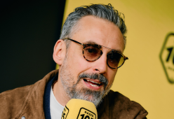 Brunori Sas: "Mia figlia al telefono mi ha detto 'Sei il mio eroe papà'"