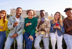 "Badalada": la parola Gen Z che (forse) parla di te