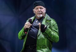 Vasco Rossi Live Tour 2025: info, scaletta e date del tour