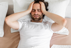 Parlare nel sonno: cosa significa e perchè succede