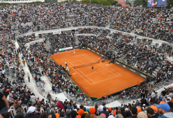 Roland Garros 2025: Sinner-Djokovic e Musetti-Alcaraz in semifinale
