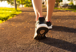 Corre più di tutti a 75 anni: “Non è mai troppo tardi”