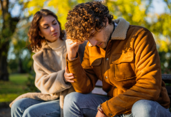 Mai dire queste 3 frasi al partner, parola di esperto
