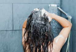 Doccia fredda prima di dormire? Potrebbe essere un errore