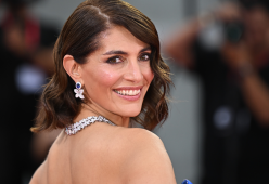 Caterina Murino aspetta un figlio a 47 anni: “Un lungo percorso”