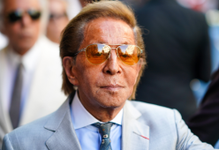 Come sta lo stilista Valentino dopo la tentata rapina alla villa