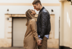 A 19 anni sposa un 40enne: “Il nostro amore non ha età”