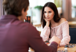 Bastano 7 secondi a una donna per decidere se frequentare un uomo
