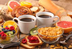 Colazione in hotel: perché portare via cibo dal buffet è furto