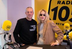 Rita Ora presenta il nuovo singlolo "All Natural"
