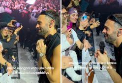 Marco Mengoni interrompe il concerto per salutare una piccola fan