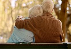 Il colpo di fulmine non è destino: ecco perchè accade 