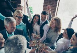 Capodanno, come superare la fomo di divertirsi a tutti i costi