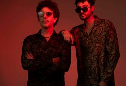 Carl Brave e Max Gazzè sono una coppia esplosiva 