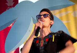 Fabio Rovazzi: “Andiamo a comandare” live alla Color Run, il video