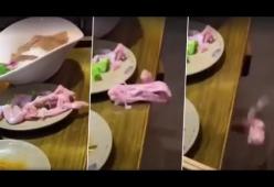 Video choc: il pezzo di carne prende vita e fugge via dal piatto