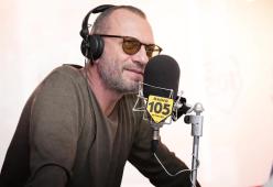 Biagio Antonacci a 105 Mi Casa: "Questo è l'album di un uomo che ha pensato tanto"
