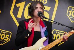 Joan Thiele suona in anteprima l'inedito "Tango" a 105 Night Express