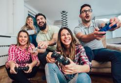 I millennial? Giocano ai videogiochi più della generazione Z