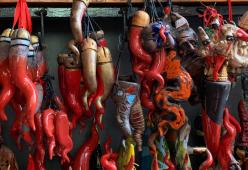 Ecco i regali porta-sfortuna da evitare tra galateo e superstizione