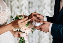 Matrimoni veloci e low cost: oggi i millennials puntano al risparmio