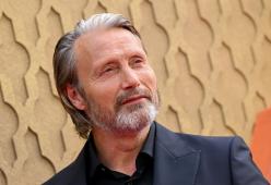 Mads Mikkelsen: “Favino ha ragione, basta doppiare i film stranieri”