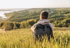 14enne non ha mai visto la televisione: "Gli altri non mi capiscono"