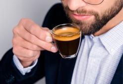 Caffè: la bevanda migliora le funzioni cognitive, ecco perché