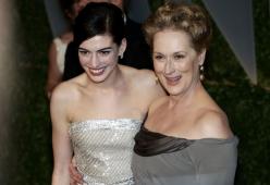 Anne Hathaway dice la sua su una possibile reunion con Meryl Streep