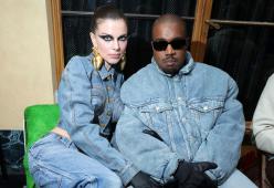 Julia Fox su Kanye West: “Mi ha usata per ferire Kim Kardashian”