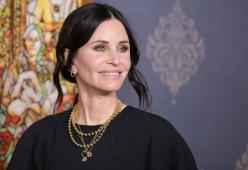 Courteney Cox pentita dei “ritocchini”: “C’è troppa pressione”