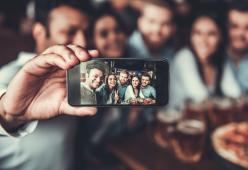 In media, dedichiamo il 40% dei nostri eventi speciali a scattare foto