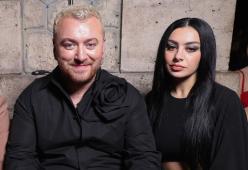 Charli XCX a difesa di Sam Smith: "Troppo odio nei suoi confronti"
