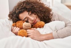 Quante ore di sonno sono necessarie? Uno studio fa chiarezza
