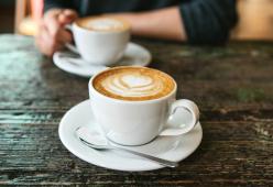 Caffè a 70 centesimi se porti la tazzina e lo zucchero da casa