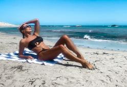 La replica di Alba Parietti alle critiche per la foto in bikini